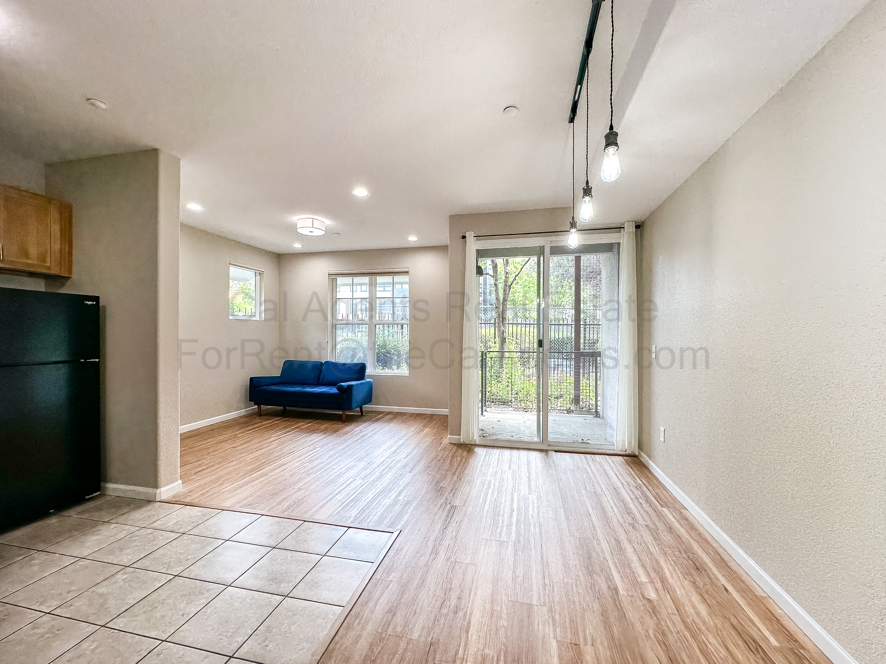 1121 40th Street - 1